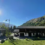 Daire Sunny Nest - View Of Mb Montroc - Happy Chamonix