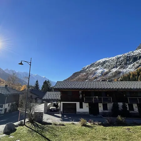 Apartman Sunny Nest - View Of Mb Montroc - Happy Chamonix