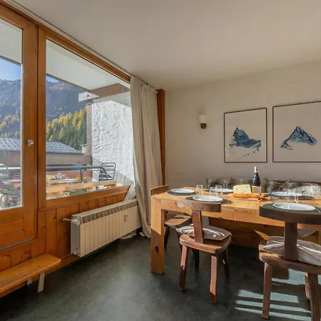 Sunny Nest - View Of Mont Blanc At Montroc - Happy