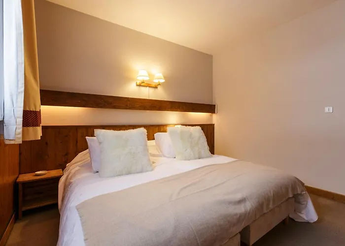 Sunny Nest - View Of Mb Montroc - Happy