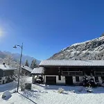 Sunny Nest - View Of Mb Montroc - Happy Apartment
